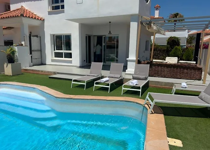 Cosy With Private Pool Fuengirola